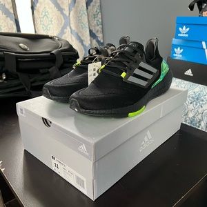Men’s adidas Ultraboost 22 shoes
